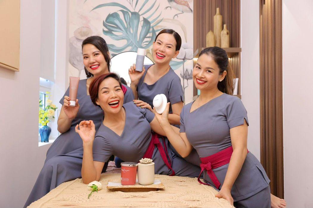 Đào tạo chuyên nghiệp và tư vấn chăm sóc